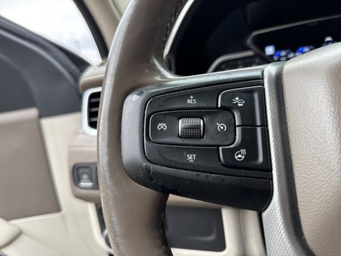 Used 2021 GMC Yukon XL Denali w/ Denali Premium Package image 20