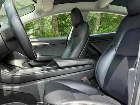 Used 2022 Tesla Model 3 Long Range AWD/4WD image 4