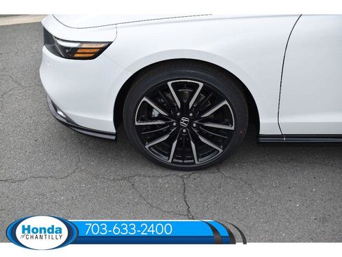 New 2026 Honda Accord Hybrid Touring image 31