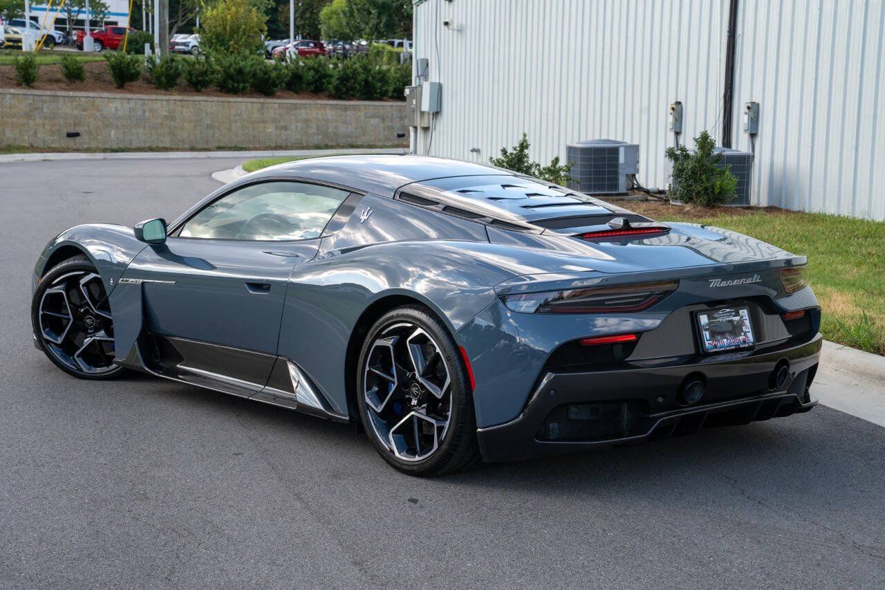Used 2023 Maserati MC20 Coupe RWD image 11