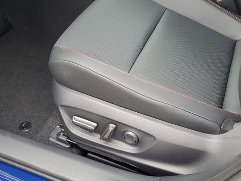 New 2026 Toyota Prius Plug-In Hybrid FWD image 11