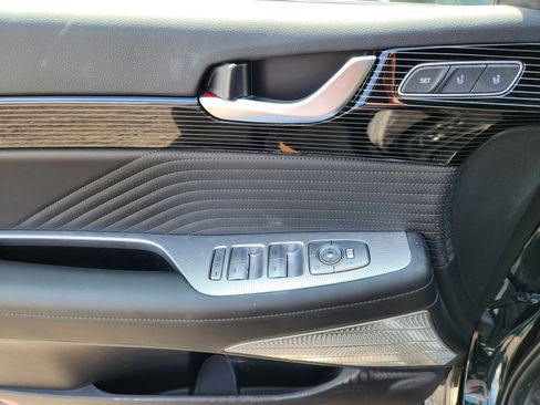 Certified 2025 Hyundai Palisade Calligraphy image 19