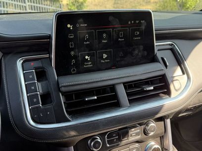 Used 2022 GMC Yukon SLT w/ SLT Premium Package