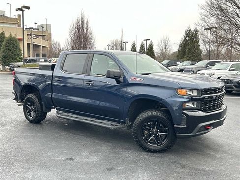 Used 2020 Chevrolet Silverado 1500 Custom Trail Boss w/ Custom Convenience Package image 2