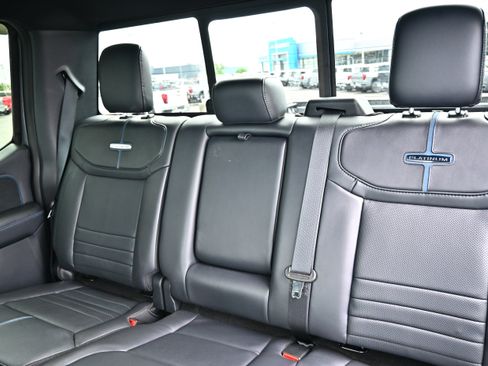 Used 2026 Ford F250 Platinum AWD/4WD image 31