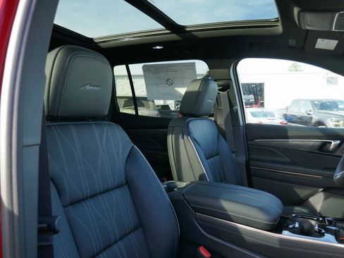 New 2026 Buick Enclave Avenir w/ Super Cruise Package image 9