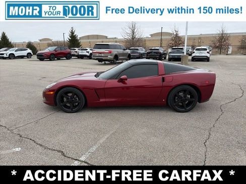 Used 2006 Chevrolet Corvette Coupe w/ Preferred Equipment Group image 2