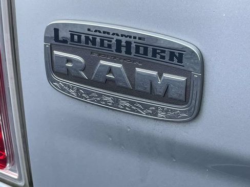 Used 2016 RAM 1500 Laramie Longhorn w/ Convenience Group AWD/4WD image 10