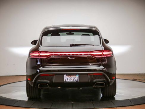 Certified 2026 Porsche Macan AWD/4WD image 6