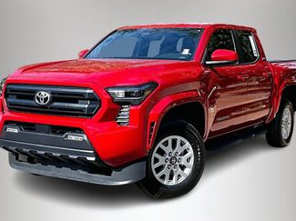 Used 2024 Toyota Tacoma SR5 video 1