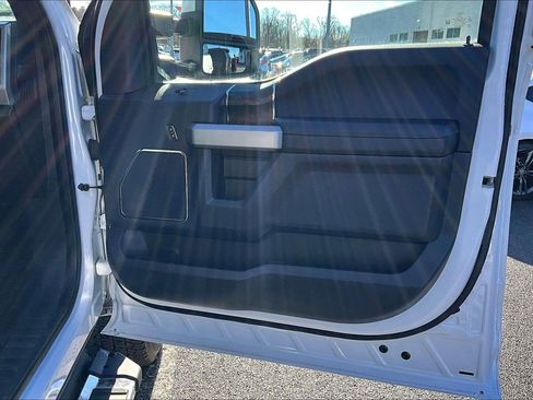 Used 2022 Ford F250 Lariat w/ Lariat Ultimate Package image 20