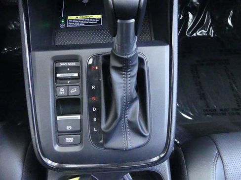 Used 2025 Honda CR-V EX-L image 13