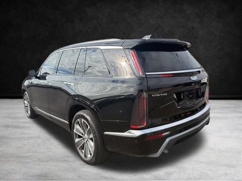 Certified 2026 Cadillac Vistiq Luxury image 8