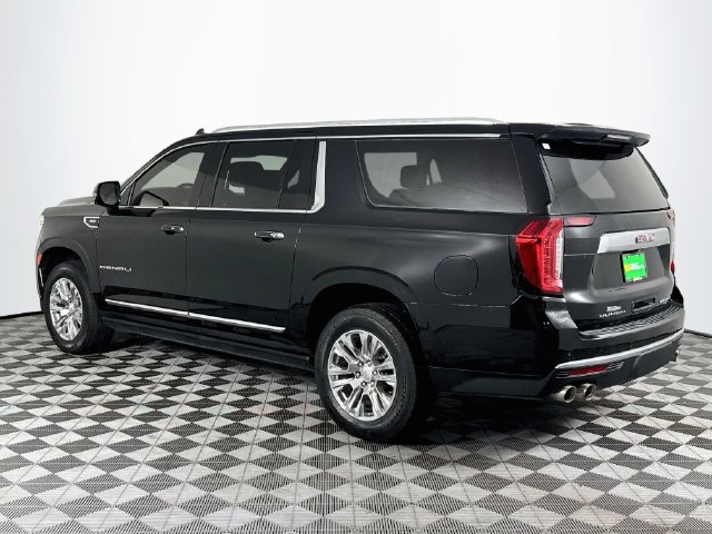 Used 2021 GMC Yukon XL Denali w/ Denali Ultimate Package AWD/4WD image 6