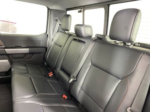 Used 2024 Ford F350 Lariat w/ Lariat Ultimate Package AWD/4WD image 33