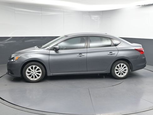 Used 2019 Nissan Sentra SV image 5