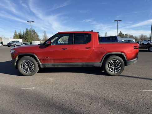 Used 2025 Rivian R1T Adventure image 4