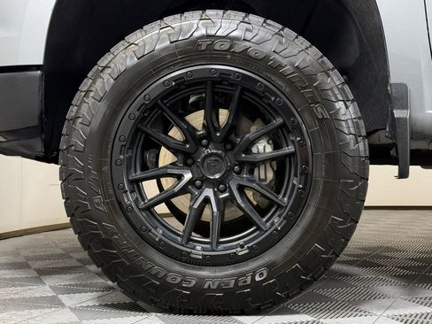 Used 2024 Chevrolet Silverado 1500 LT Trail Boss w/ LT Trail Boss Premium Package image 12