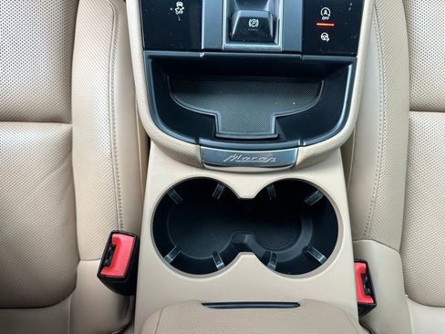 Certified 2023 Porsche Macan image 26