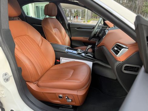 Certified 2022 Maserati Ghibli Modena Q4 image 29