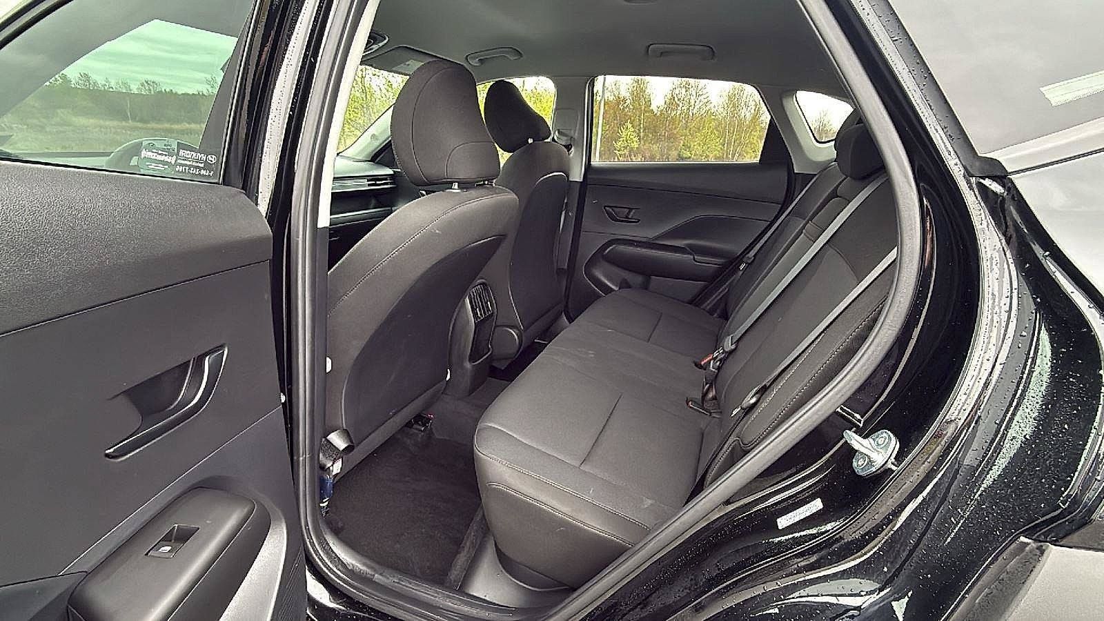 Used 2024 Hyundai Kona SEL FWD image 23
