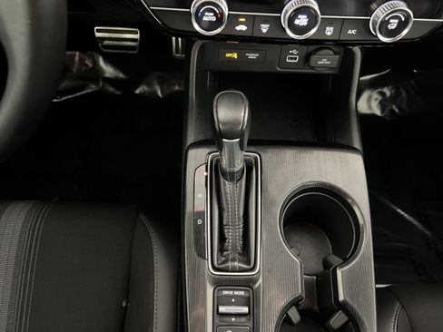 Used 2023 Honda Civic Sport image 21