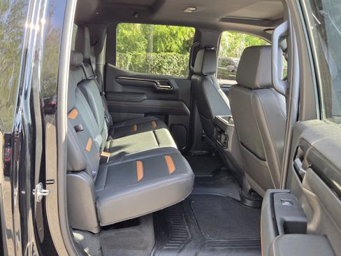 Certified 2024 GMC Sierra 1500 AT4 w/ AT4 Preferred Package AWD/4WD image 23