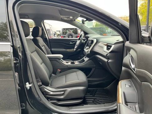 Used 2022 GMC Acadia SLE w/ Driver Convenience Package AWD/4WD image 25