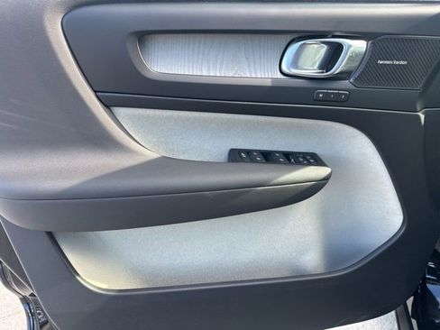 New 2026 Volvo XC40 B5 Ultra w/ Climate Package image 12