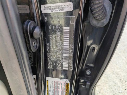 Used 2016 Lexus GX 460 w/ Premium Package image 35