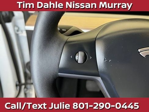 Used 2023 Tesla Model Y Long Range AWD/4WD image 23