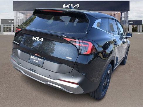 New 2026 Kia Sportage LX image 3
