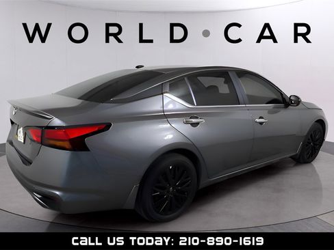 Used 2025 Nissan Altima 2.5 SV w/ SV Special Edition Package image 7