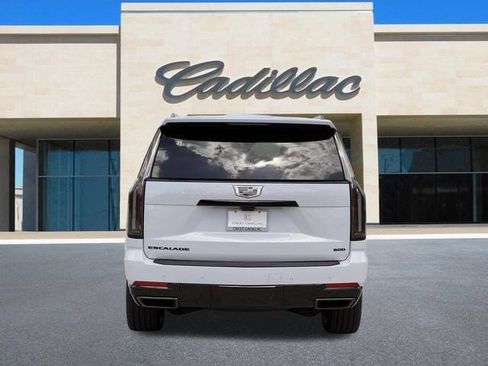 New 2026 Cadillac Escalade Platinum Sport AWD/4WD image 4