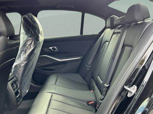 Used 2026 BMW 330i Sedan w/ M Sport Package image 20