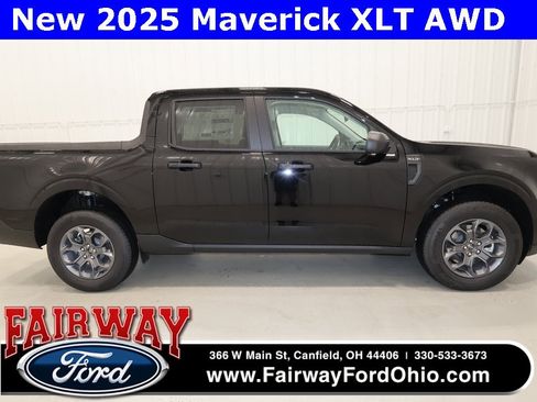 New 2025 Ford Maverick XLT w/ 4K Tow Package image 1