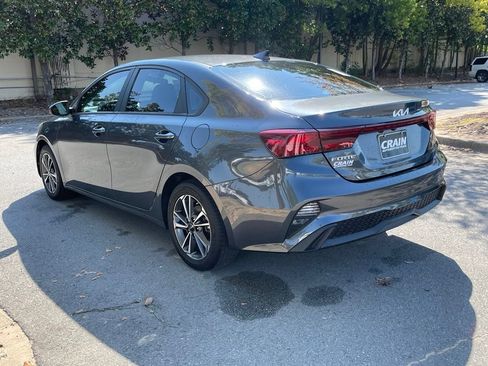 Used 2023 Kia Forte LXS FWD image 5