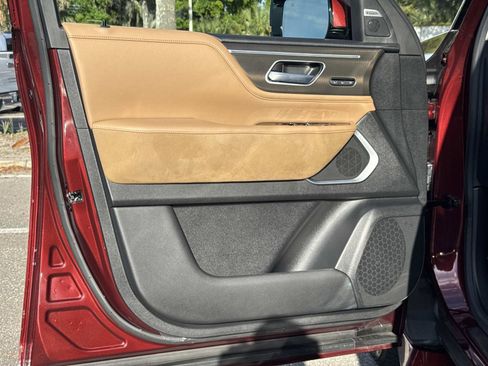 Used 2025 INFINITI QX80 Luxe RWD image 19