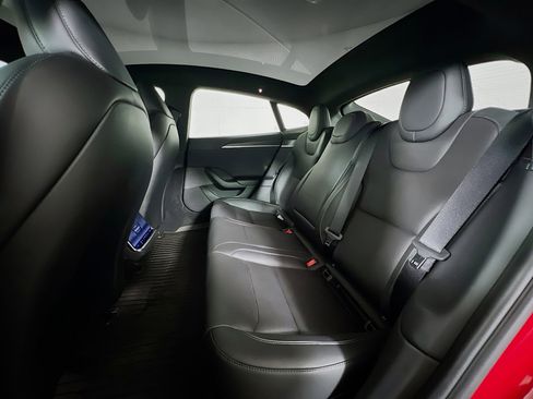 Used 2023 Tesla Model S Plaid image 19