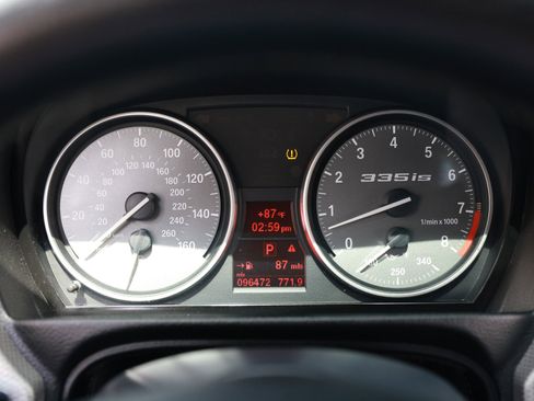 Used 2011 BMW 335is Coupe RWD image 33