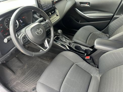 Used 2022 Toyota Corolla SE w/ SE Premium Package image 9