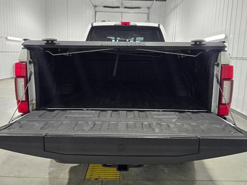 Used 2021 Ford F250 Lariat image 17