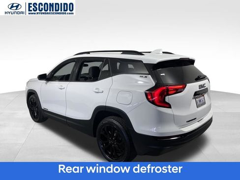 Used 2019 GMC Terrain SLE w/ Black Edition image 3