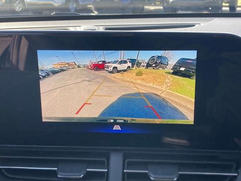 New 2026 Chevrolet Trax LT w/ Driver Confidence Package FWD image 18
