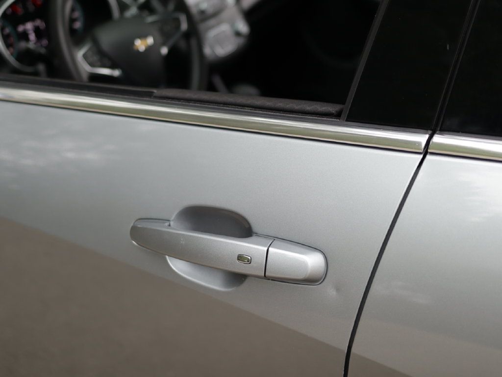 Used 2024 Chevrolet Malibu LT FWD image 32