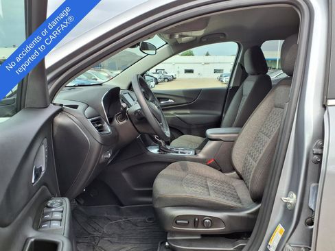 Used 2024 Chevrolet Equinox LT w/ LPO, Floor Liner Package FWD image 18