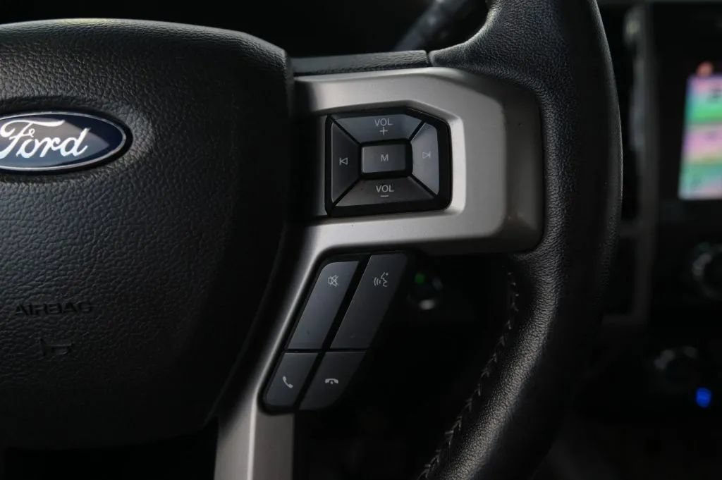Used 2019 Ford F350 Lariat w/ Lariat Ultimate Package AWD/4WD image 25