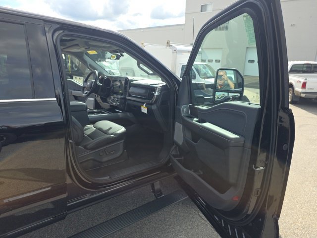 New 2027 Ford F350 Lariat w/ Lariat Ultimate Package AWD/4WD image 30