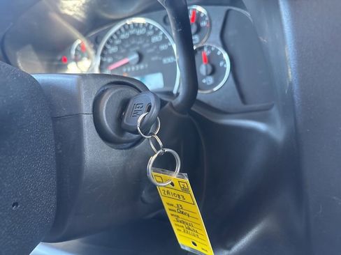 Used 2023 Chevrolet Express 2500 w/ Driver Convenience Package image 21