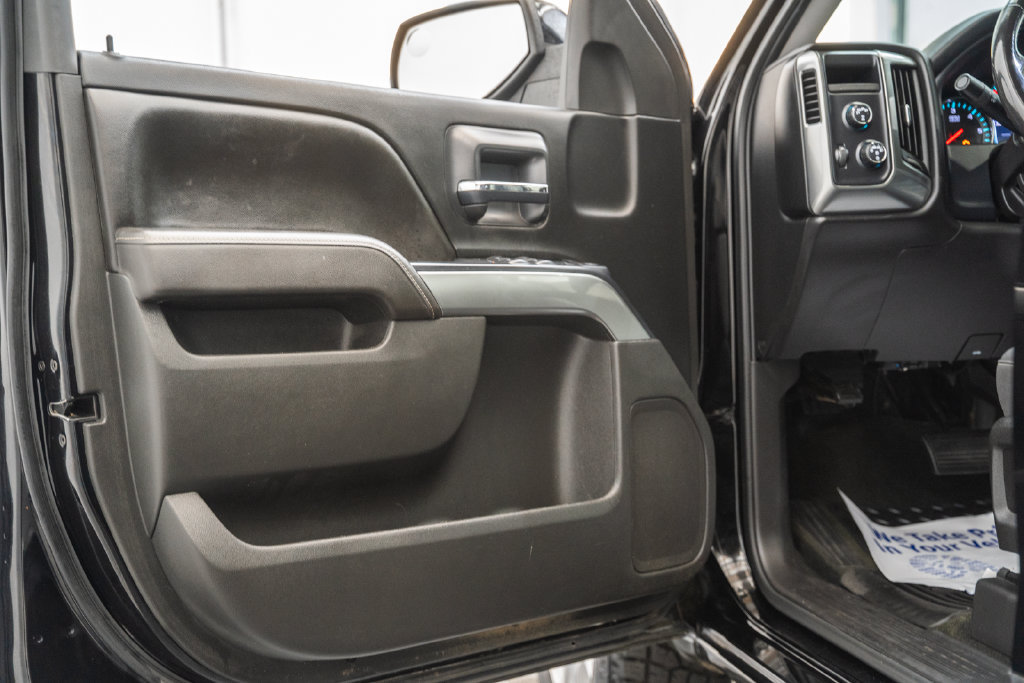 Used 2017 Chevrolet Silverado 1500 LT w/ All Star Edition AWD/4WD image 43